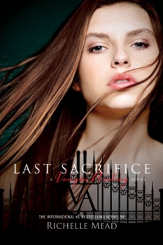 Couverture Vampire Academy, tome 6 : Sacrifice ultime