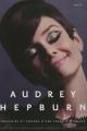 Couverture Audrey Hepburn : Souvenirs et trésors d'une femme élégance Editions Naïve 2006