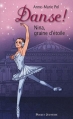 Couverture Danse !, tome 01 : Nina, graine d'étoile Editions Pocket (Jeunesse) 2012