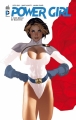 Couverture Power Girl, tome 2 : Sois belle et bats-toi Editions Urban Comics (DC Classiques) 2014