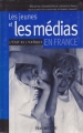 Couverture Les jeunes et les médias Editions Hachette (L'état de l'enfance en France) 2000