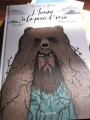 Couverture L'homme à la peau d'ours Editions Seuil 2013