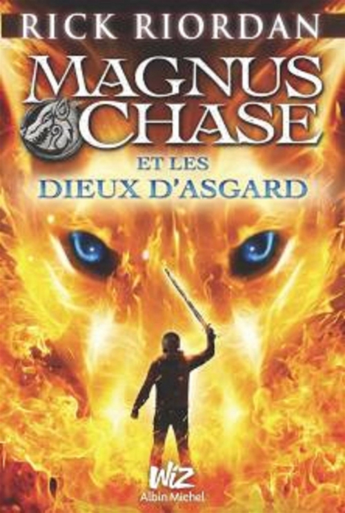 Couverture Magnus Chase et les Dieux d'Asgard, tome 1 : L'Epée de l'été