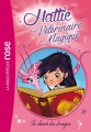 Couverture Hattie, vétérinaire magique, tome 1 : Le chant du dragon Editions Hachette (Bibliothèque Rose) 2014
