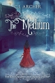 Couverture Emily Chambers spirit medium, book 1 : The medium Editions Oz books 2012