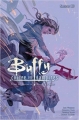 Couverture Buffy contre les vampires, saison 10, tome 6 : Savoir se prendre en main Editions Panini (Best of fusion comics) 2017