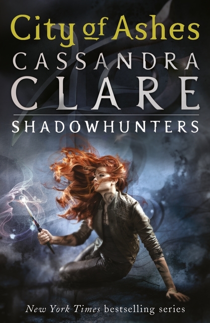 The Mortal Instruments 2 : La Cité Des Cendres Film La cité des ténèbres / The mortal instruments, tome 2 : L'épée mortelle