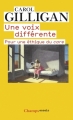 Couverture Une voix différente Editions Flammarion (Champs - Essais) 2008