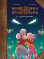 Couverture Sorcières sorcières (BD), tome 5 : Le mystère du monstre noir Editions Kennes 2019