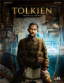 Couverture Tolkien : Éclairer les ténèbres Editions Soleil 2019