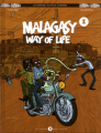 Couverture Les Aventures de Philou & Mimimaki, tome 1 : Malagasy Way of Life Editions Des Bulles dans l'Océan 2016