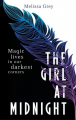 Couverture The girl at midnight, tome 1 : De plumes et de feu Editions Atom Books 2015