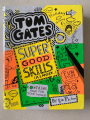 Couverture Tom Gates, tome 10 : Hyper brillant (ou presque)  Editions Scholastic 2016