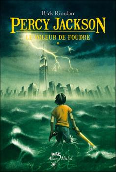 Couverture Percy Jackson, tome 1 : Le voleur de foudre