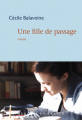 Couverture Une fille de passage Editions Mercure de France (Bleue) 2020