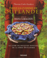 Couverture Outlander Kitchen: The Official Outlander Companion Cookbook Editions Trécarré 2017