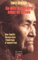 Couverture Au-delà des quatre coins du monde : Une famille navajo dans l'Amérique d'aujourd'hui Editions Albin Michel (Terre indienne) 2001
