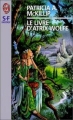 Couverture Le livre d'Atrix Wolfe Editions J'ai Lu (S-F / Fantasy) 1997