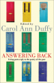 Couverture Answering Back: Living Poets Reply to the Poetry of the Past  Editions Macmillan 2008