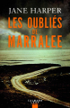 Couverture Les oubliés de Marralee Editions Calmann-Lévy (Noir) 2023