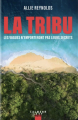 Couverture La tribu Editions Calmann-Lévy (Noir) 2023