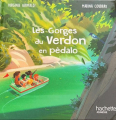 Couverture Les gorges du Verdon en pédalo Editions Hachette (Jeunesse) 2023