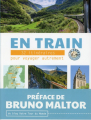 Couverture En train : 32 itinéraires pour voyager autrement en Europe  Editions Gallimard  (Voyage(s)) 2023