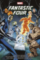 Couverture Fantastic Four par Jonathan Hickman Omnibus, tome 1 Editions Panini (Marvel Omnibus) 2023