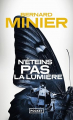 Couverture N'éteins pas la lumière Editions Pocket 2025