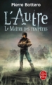 Couverture L'autre, tome 2 : Le maître des tempêtes Editions Le Livre de Poche 2012