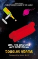 Couverture Le Guide Galactique / H2G2, tome 3 : La Vie, l'Univers et le Reste Editions Macmillan 2009