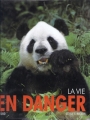 Couverture La vie en danger Editions Gründ 2007